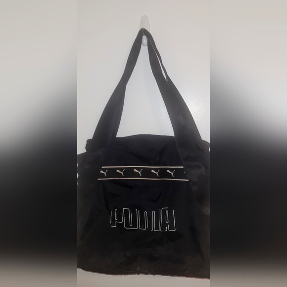 PUMA Shoulder Bag - Picture 1 of 1